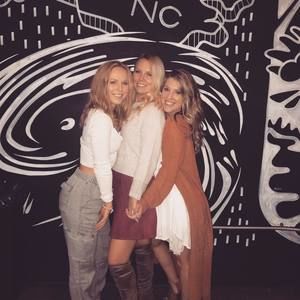 Meet your Posher, Christy